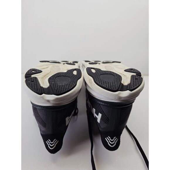 Hoka Men 11 Comfy footwear main image 9